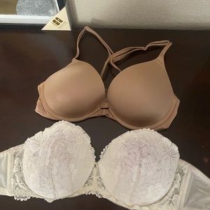 Victorias secret bras size 34C